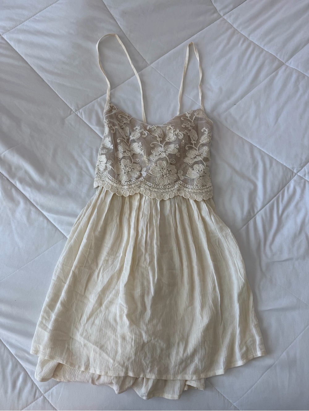 NWT vintage Hollister Cream Lace-Trim Spaghetti Strap Dress